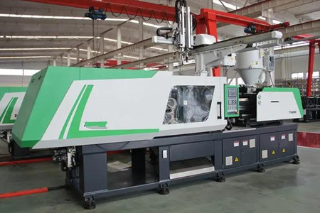 果筐注塑機大概賣多少錢一臺？幾萬到幾十萬不等！