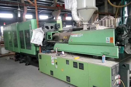 PET瓶胚快速注塑機(jī)的選擇要點，由廠家為您解惑！