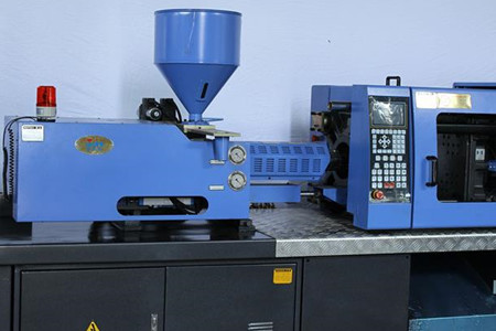 薄壁高速注塑機(jī)如何應(yīng)對(duì)高溫、高壓環(huán)境？