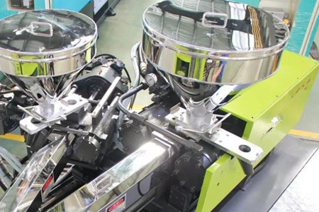 如何選擇混雙色注塑機？看完后漲知識！