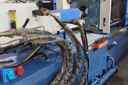 采購二手注塑機時需要注意哪些？掌握這幾點幫你避開采購誤區(qū)