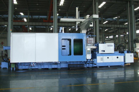 PVC管件注塑機(jī)啟動前需要做哪些準(zhǔn)備工作？